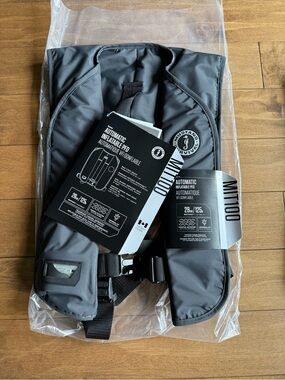 MIT 100 CONVERTIBLE A/M INFLATABLE PFD